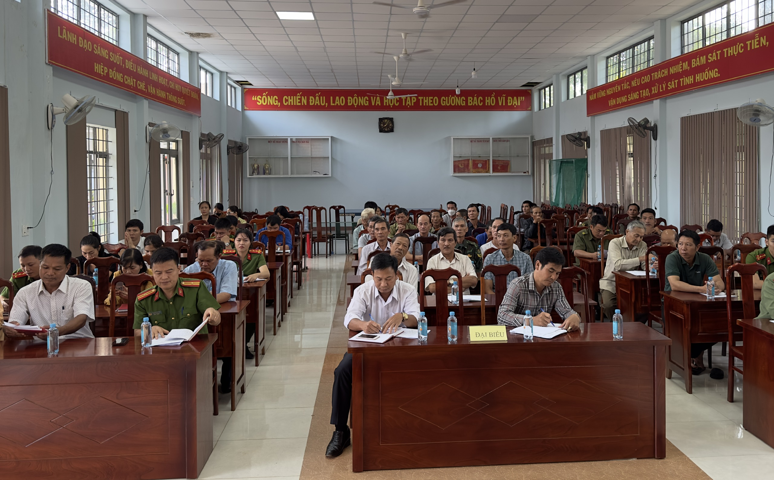 Dự thảo Quy chế dân chủ ở cơ sở xã Dray Bhăng